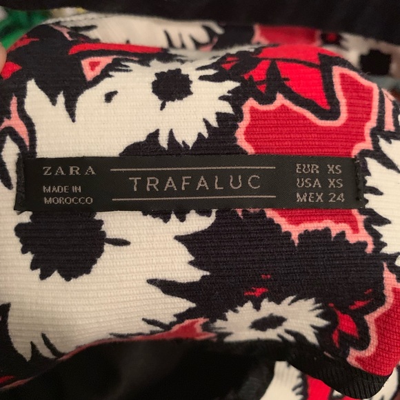 ❌SOLD❌ Zara Dress from Spain - Picture 8 of 8